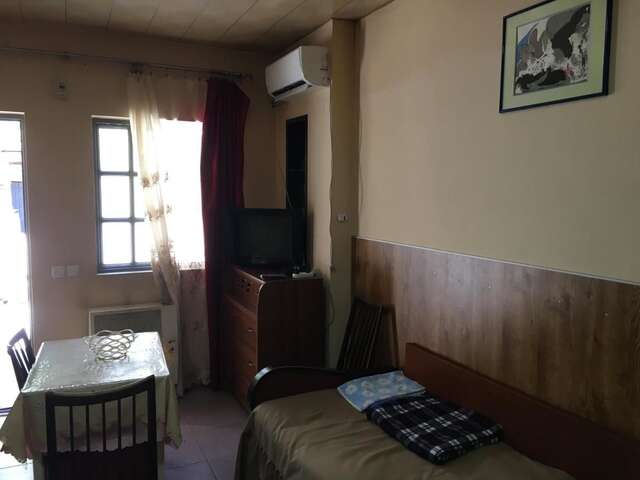 Мотели Apartment on javakhishvili Тбилиси-5